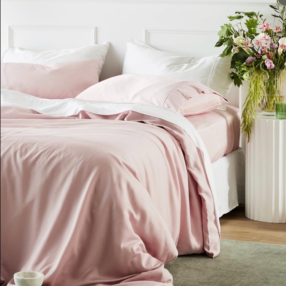 Ettitude Blush Pink Bamboo duvet cover cal king size in Rose